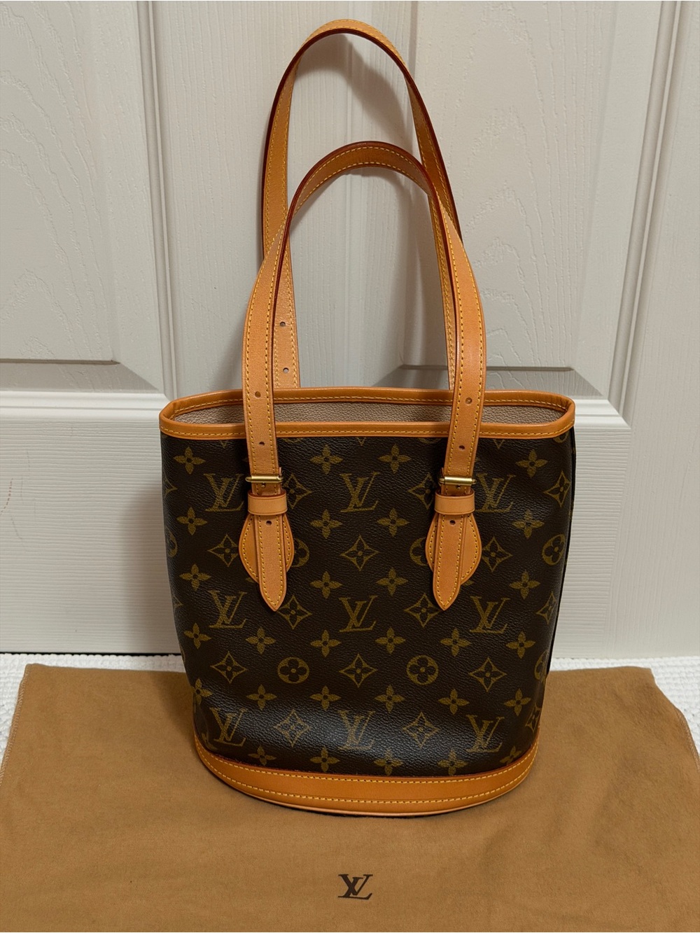 Louis Vuitton Monogram PM Bucket Bag w/ Zip Pouch